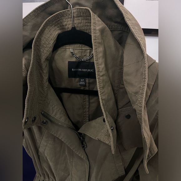 Banana Republic size small - medium (8) army green trench - Picture 4 of 9